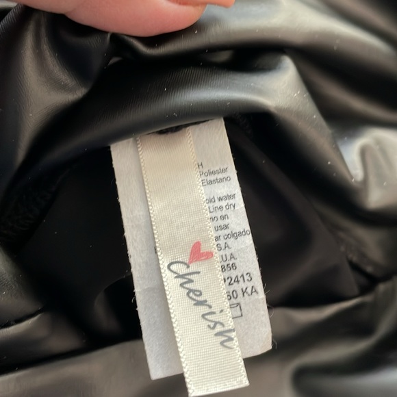 Cherish pleather leggings - Picture 3 of 4